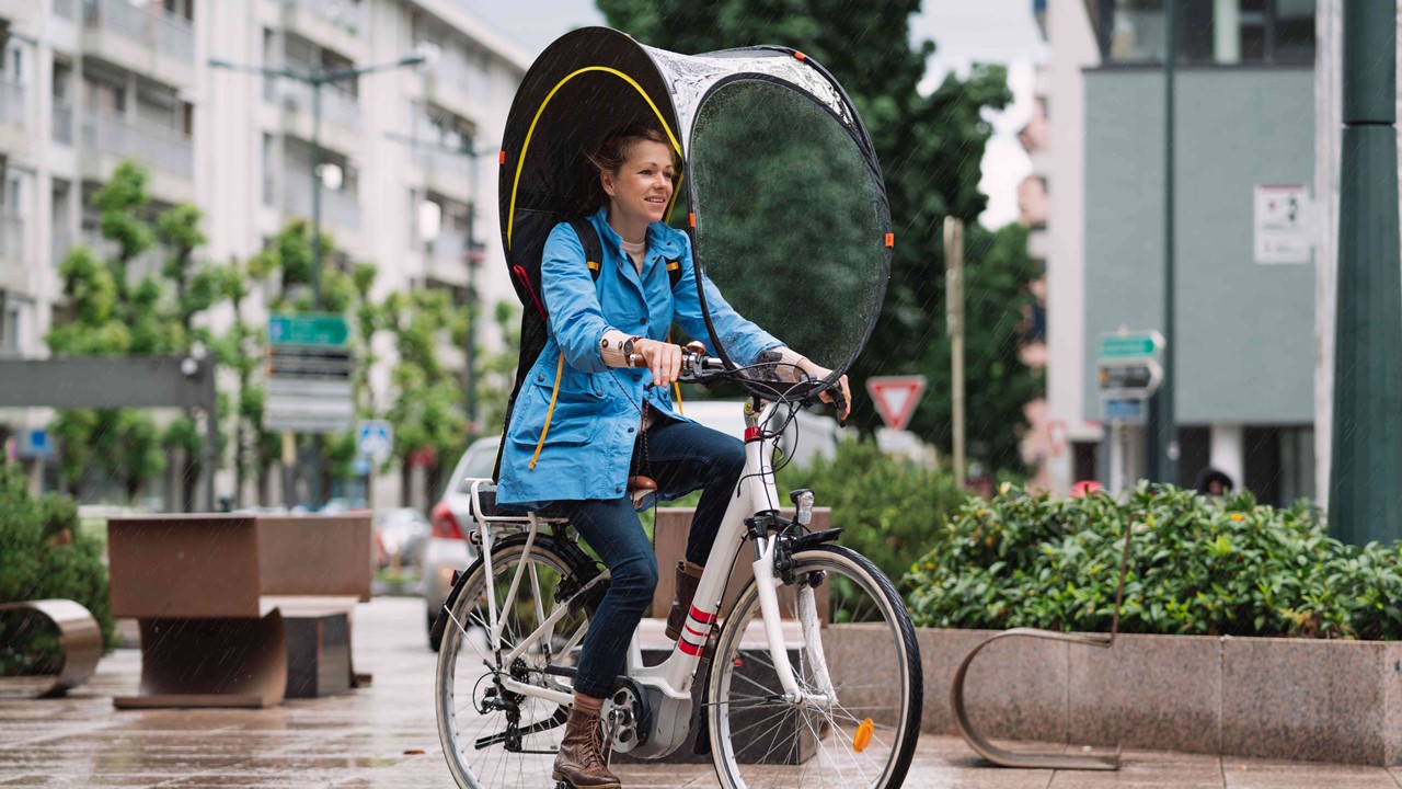 RAINJOY : la start-up qui vous offre une protection à vélo grâce à son innovation, la Bub-Up®