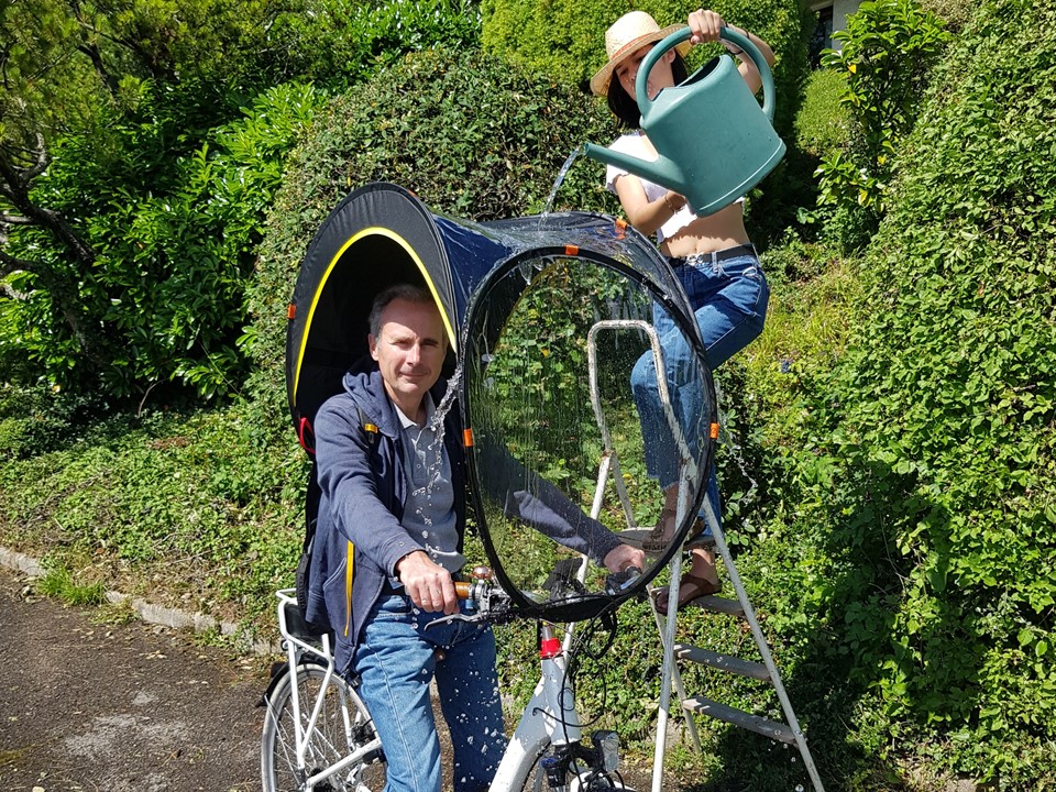 Portrait d’Eric FRANDEBOEUF, fondateur de la Bub-up®, la protection à vélo sous la pluie